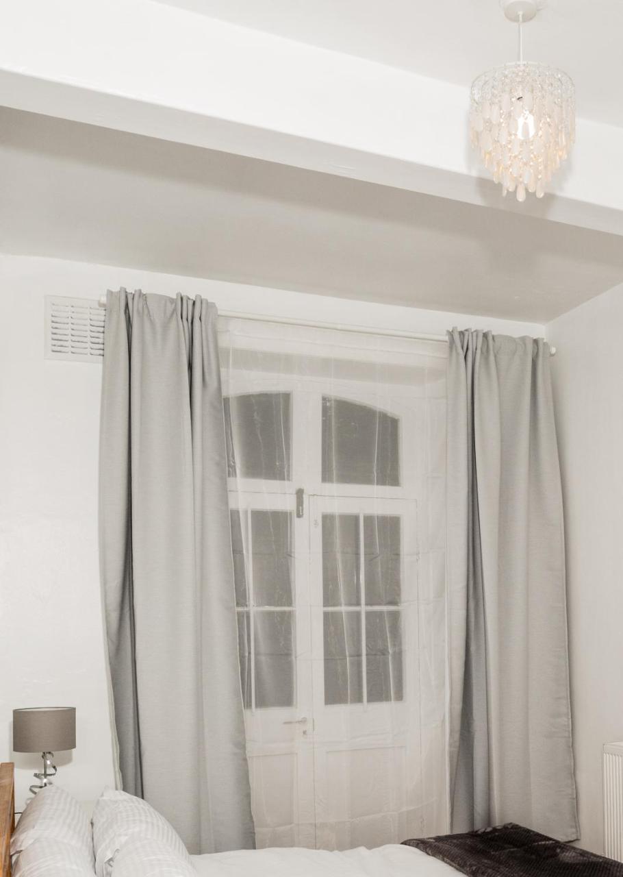 Highbury Lodge London Bagian luar foto